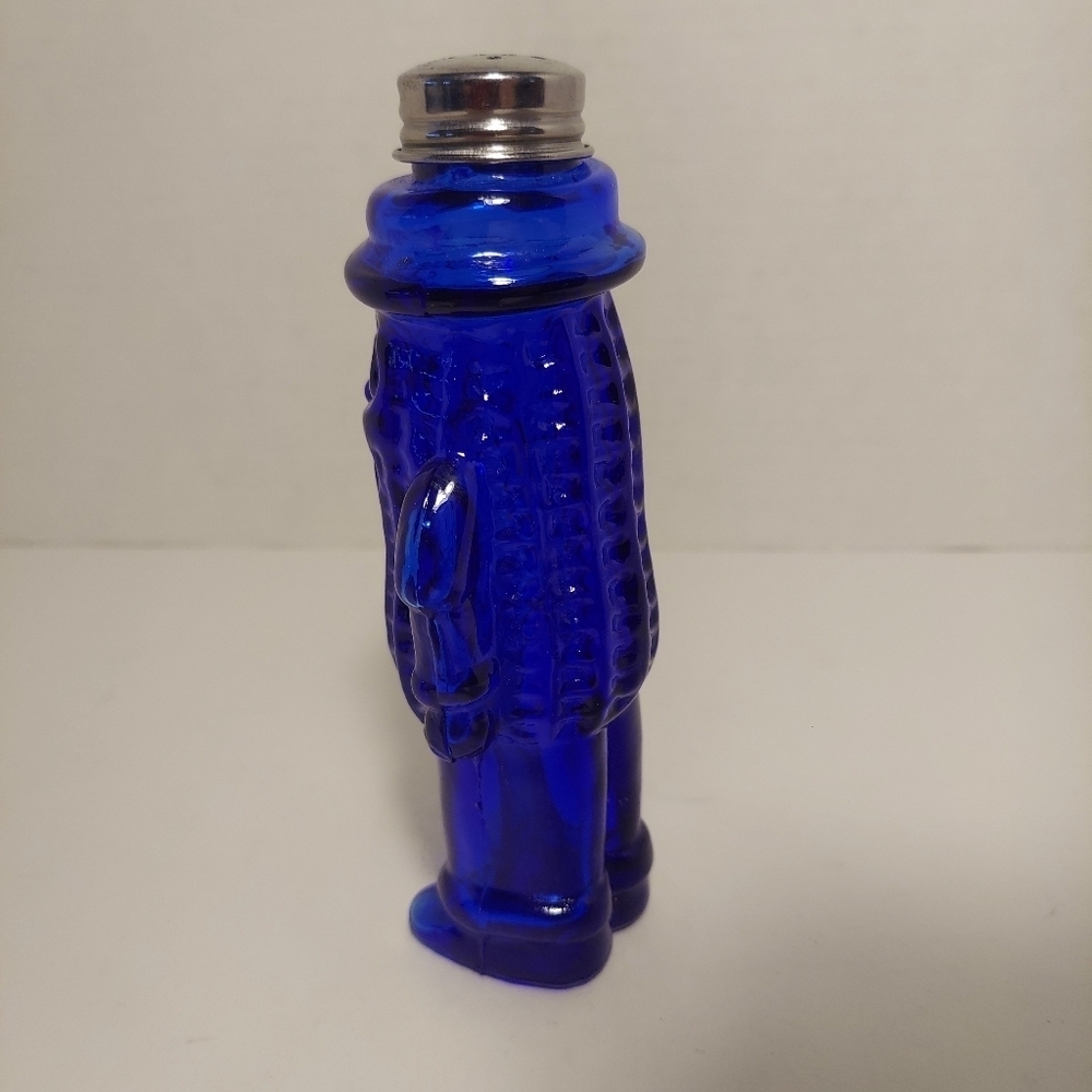 PLANTERS MR. PEANUT Cobalt Blue Glass Salt / Pepper Shaker Advertising Colorful - Picture 4 of 12